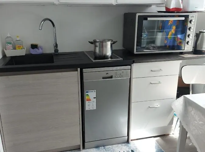 Spacious Apartment In Great Area Bruxelles