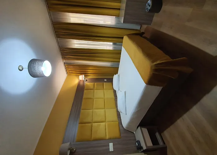 Hotel Midi-Zuid Saint-Gilles