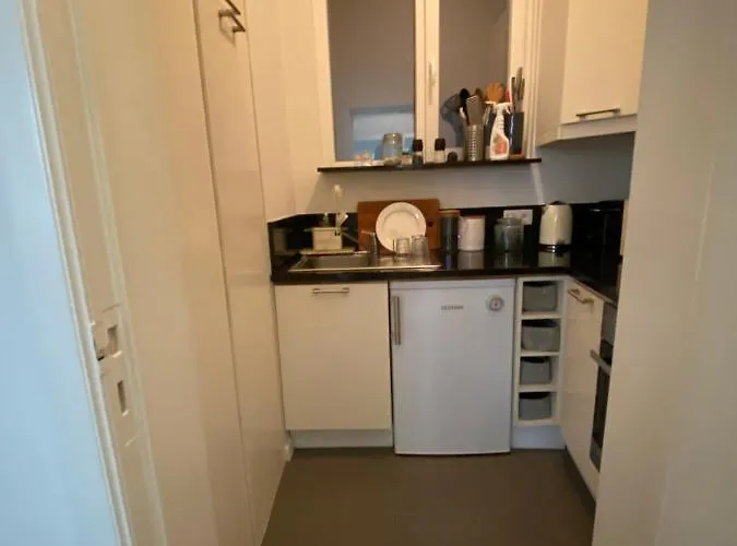 Cosy Studio Louise-Chatelain Apartamento Bruselas