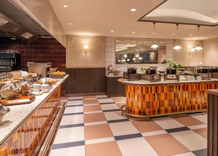 Hotel vicino a Chiesa di Notre-Dame du Sablon