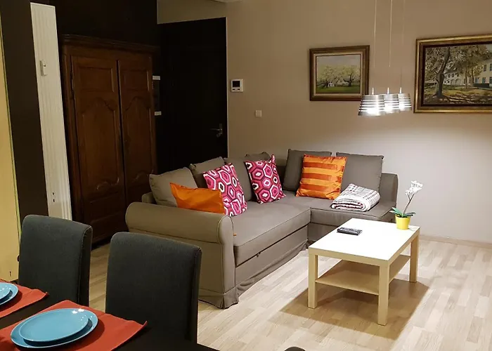 Apartment Chez Esmara Et Philippe Bruxelles