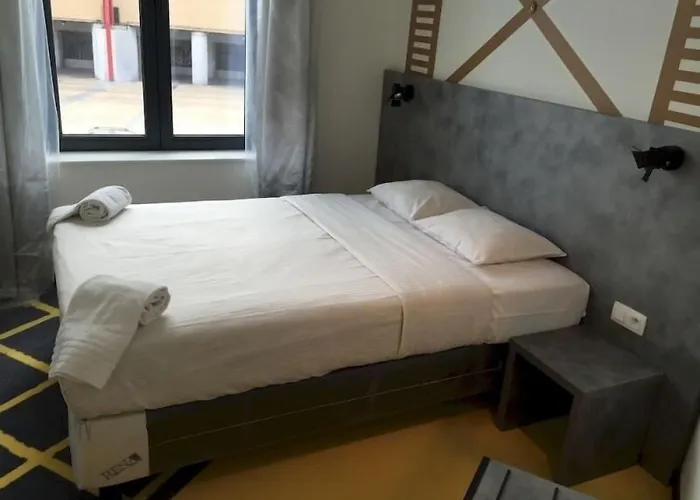 Hotel Esplanade 29 Saint-Gilles