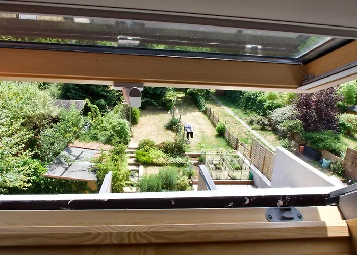 Jolie maison dans écrin de verdure à Bruxelles Villa